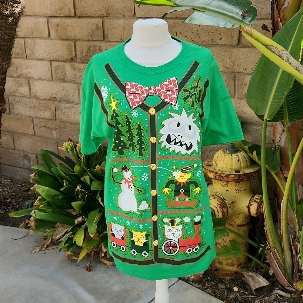 Ugly Christmas short sleeve tshirt Abdominal Snowman large
